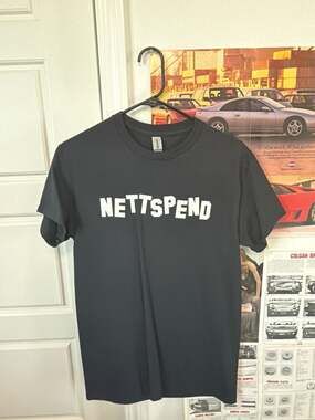 Nettspend Hollywood Tour Merch Black Graphic T-Shirt